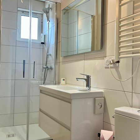 Logis Hotel Des Causses Мийо Екстериор снимка